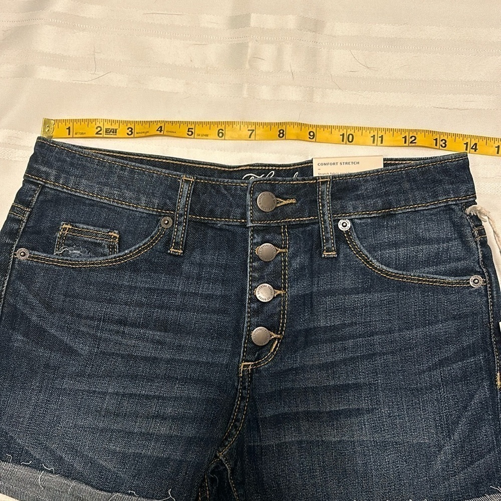 NWT Universal Thread Shorts - Picture 9 of 15